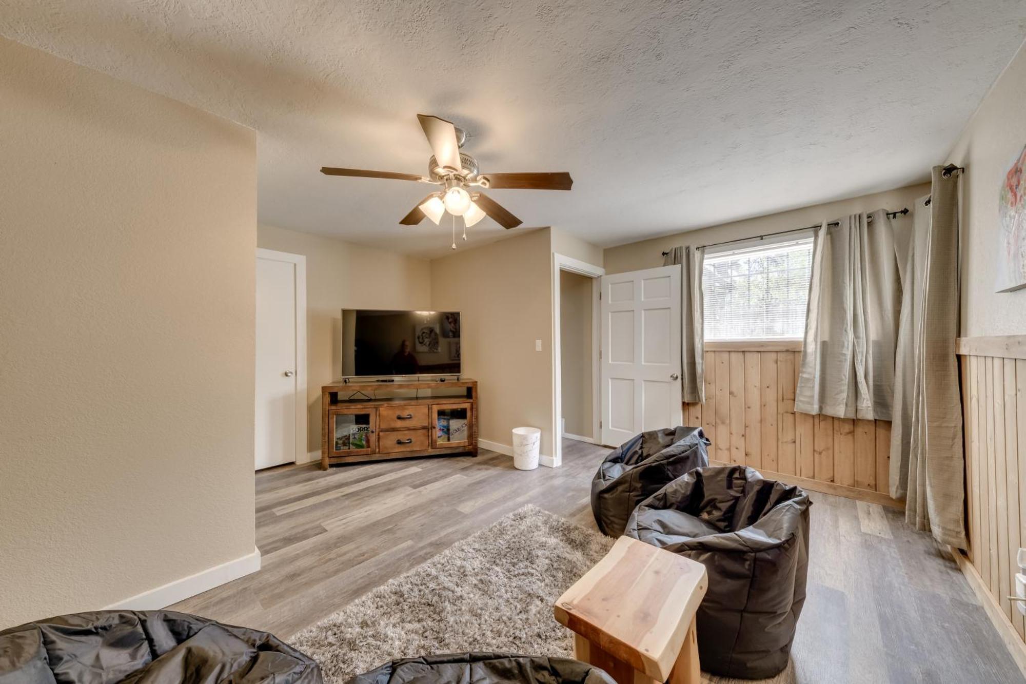 Ruidoso Home With Patio, Walk To Restaurants! Exterior photo